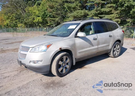 2010 Chevrolet Traverse Ltz из США, поврежденный, VIN 1GNLRHED8AS132790